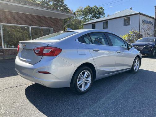 2016 Chevrolet Cruze LT Auto