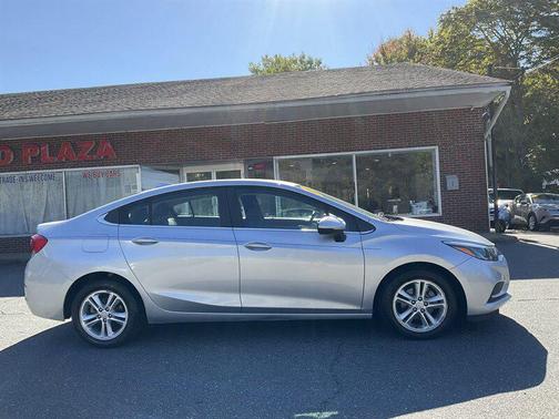 2016 Chevrolet Cruze LT Auto
