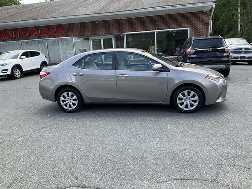Brown Sugar Metallic 2016 Toyota Corolla LE