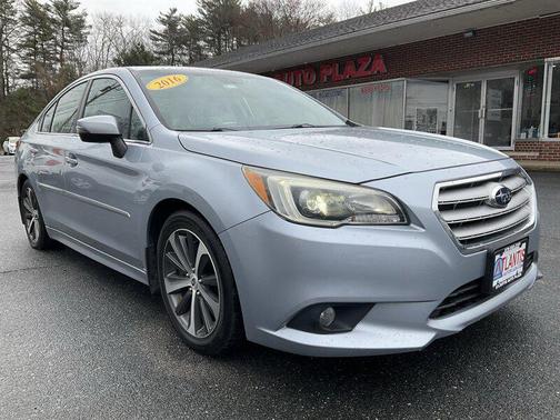 Ice Silver Metallic 2016 Subaru Legacy Limited