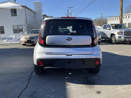2019 Kia Soul Base