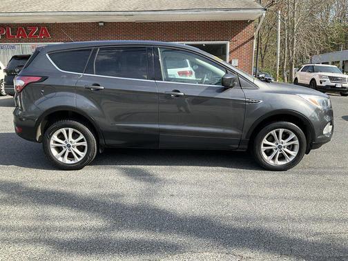 Magnetic 2017 Ford Escape SE
