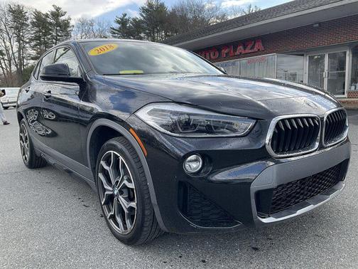 Black Sapphire Metallic 2018 BMW X2 xDrive28i