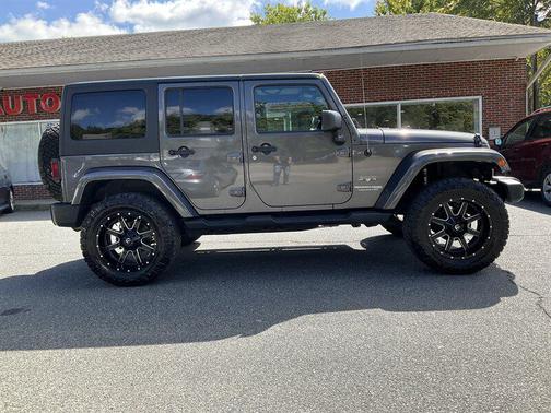 2018 Jeep Wrangler JK Unlimited Sahara