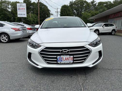2018 Hyundai ELANTRA SE