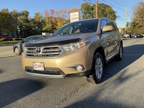 2013 Toyota Highlander SE
