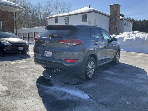 2018 Hyundai TUCSON SE