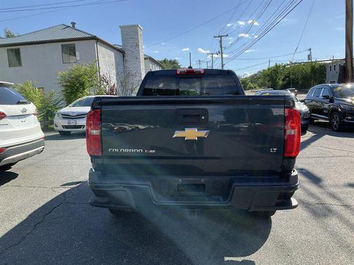 Graphite Metallic 2017 Chevrolet Colorado LT