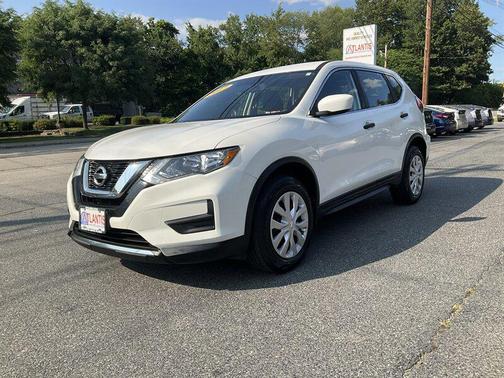 Glacier White 2017 Nissan Rogue S
