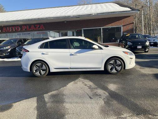 2021 Hyundai IONIQ Hybrid SEL
