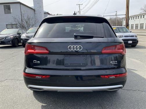 2018 Audi Q5 2.0T Premium Plus