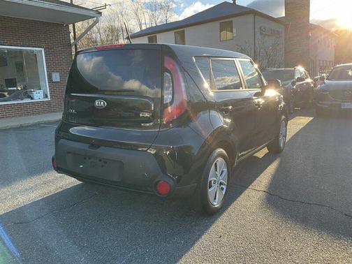2016 Kia Soul Base