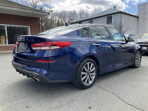 2019 Kia Optima LX