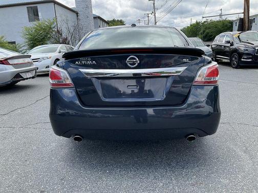 Gun Metallic 2015 Nissan Altima 2.5 SL