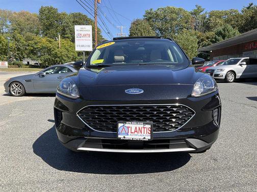 2020 Ford Escape SE