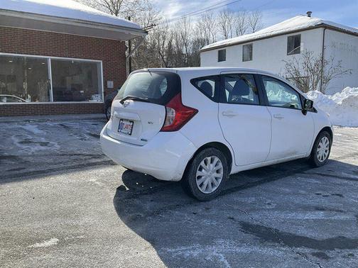 2016 Nissan Versa Note SV