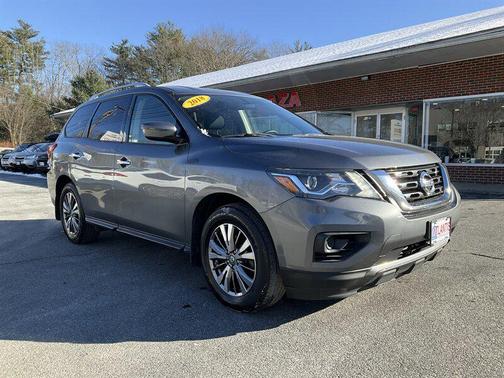 2018 Nissan Pathfinder S