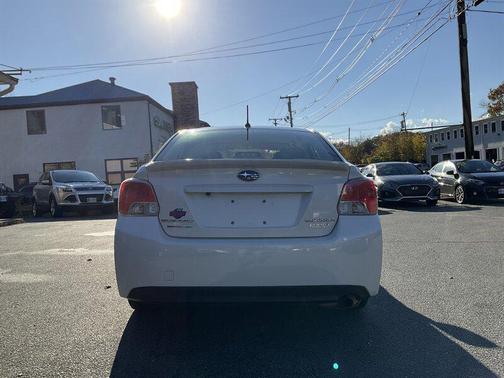 2016 Subaru Impreza 2.0i Premium