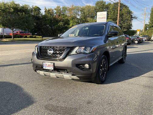 2019 Nissan Pathfinder SL