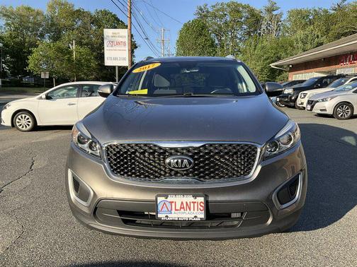 Titanium Silver 2017 Kia Sorento LX