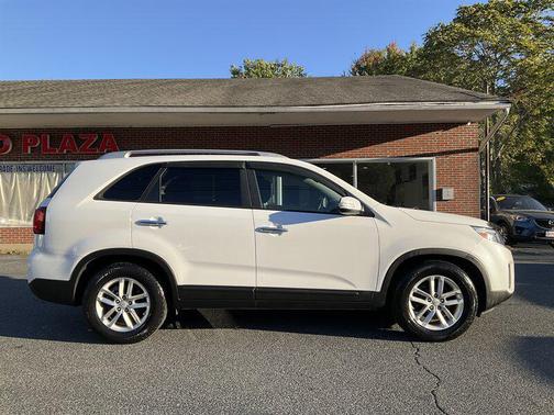 2014 Kia Sorento LX