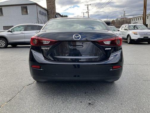 2015 Mazda Mazda3 i Sport