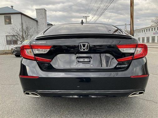 Crystal Black Pearl 2021 Honda Accord Sport 1.5T