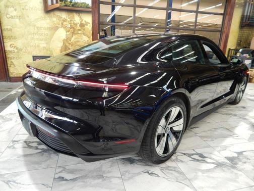 2020 Porsche Taycan 4S