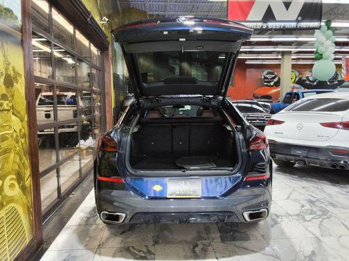 Black 2023 BMW X6 xDrive40i