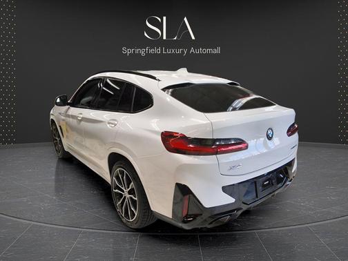 White 2023 BMW X4 xDrive30i
