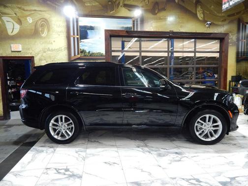 DB Black 2025 Dodge Durango R/T