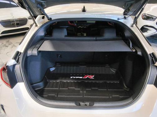 Championship White 2024 Honda Civic Type R