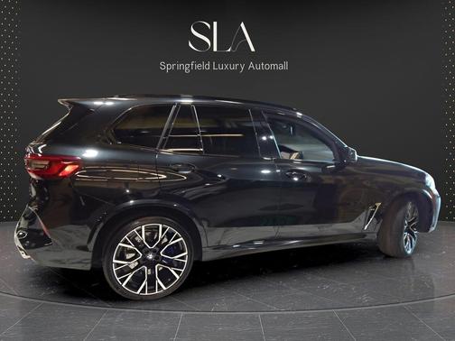 Black Sapphire Metallic 2021 BMW X5 M Base