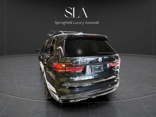 Black 2021 BMW X7 xDrive40i
