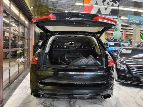 Black 2021 BMW X7 xDrive40i