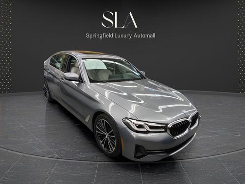 Skyscraper Gray Metallic 2023 BMW 540 i xDrive