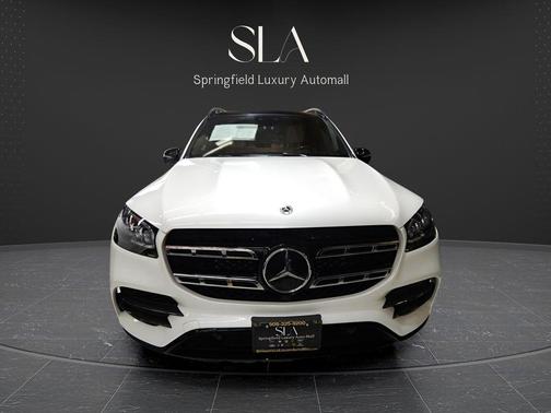 White 2023 Mercedes-Benz GLS 580 4MATIC
