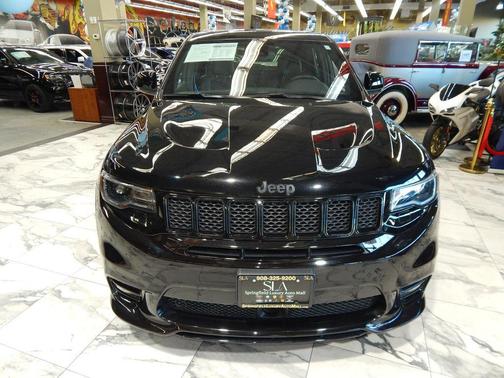 2021 Jeep Grand Cherokee SRT