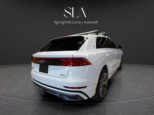 Glacier White Metallic 2023 Audi Q8 55 Premium Plus