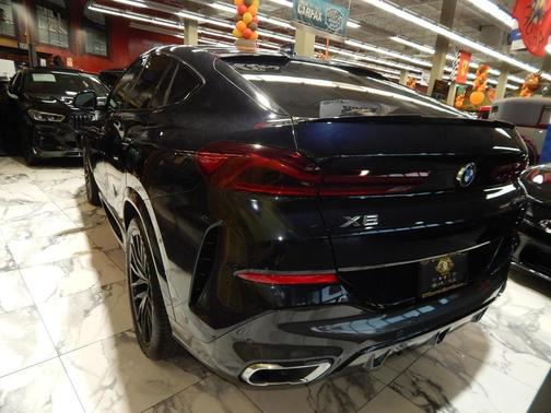 2023 BMW X6 xDrive40i