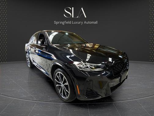 Black 2023 BMW X4 xDrive30i