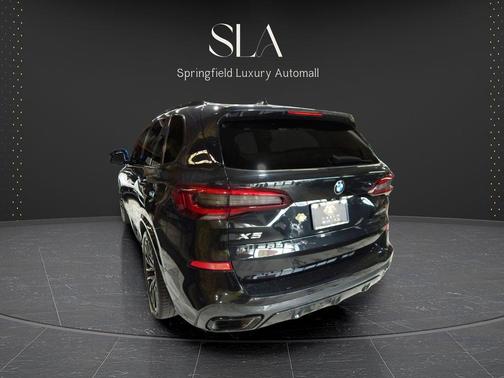 Black Sapphire Metallic 2021 BMW X5 xDrive40i