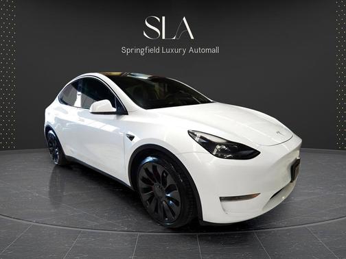 Pearl White Multi-Coat 2023 Tesla Model Y Performance Dual Motor All-Wheel Drive