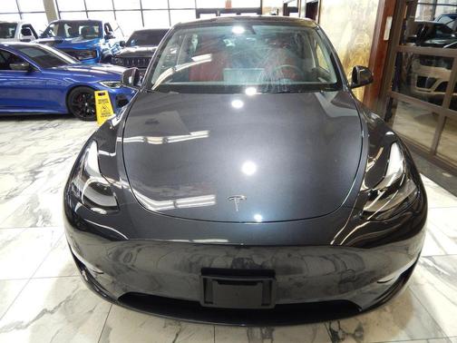 2025 Tesla Model Y Long Range Dual Motor All-Wheel Drive