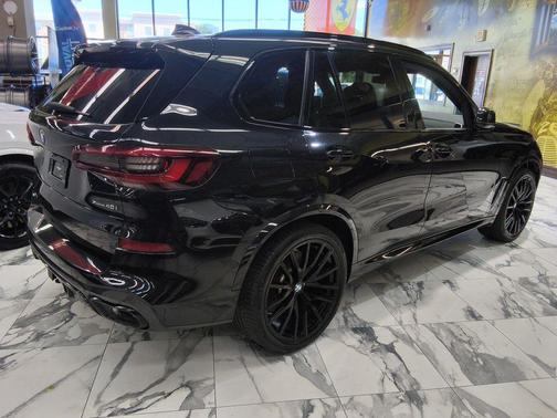 Black 2021 BMW X5 xDrive40i