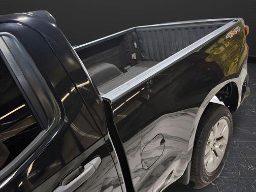 Black 2021 Chevrolet Silverado 1500 Custom