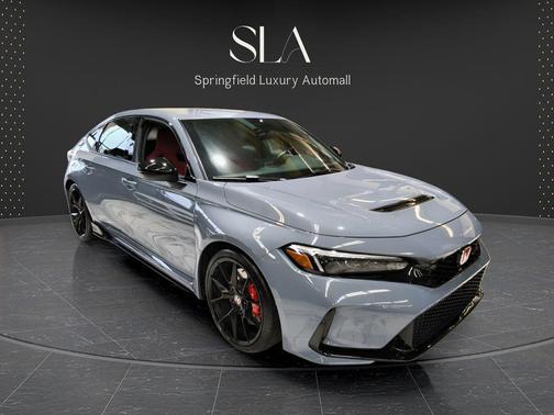 Sonic Gray Pearl 2024 Honda Civic Type R