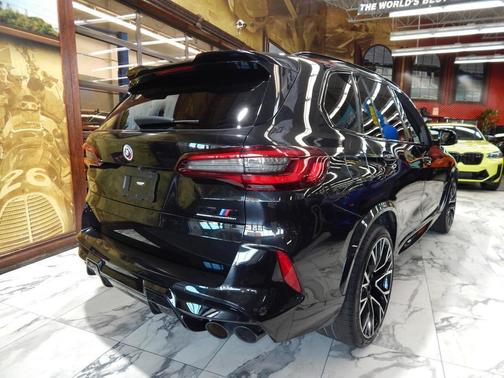 2022 BMW X5 M Base