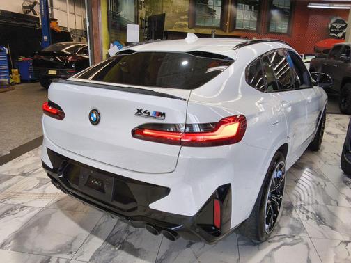 Alpine White 2024 BMW X4 M AWD