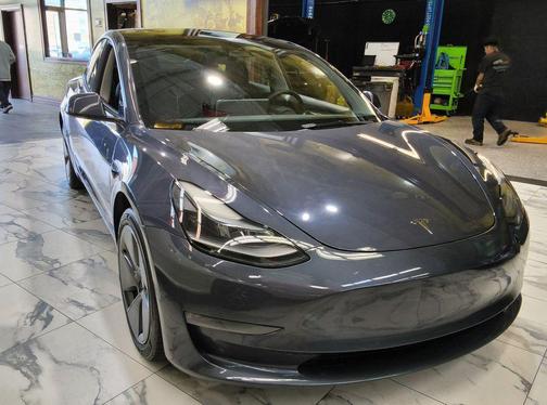 Gray 2023 Tesla Model 3 Long Range